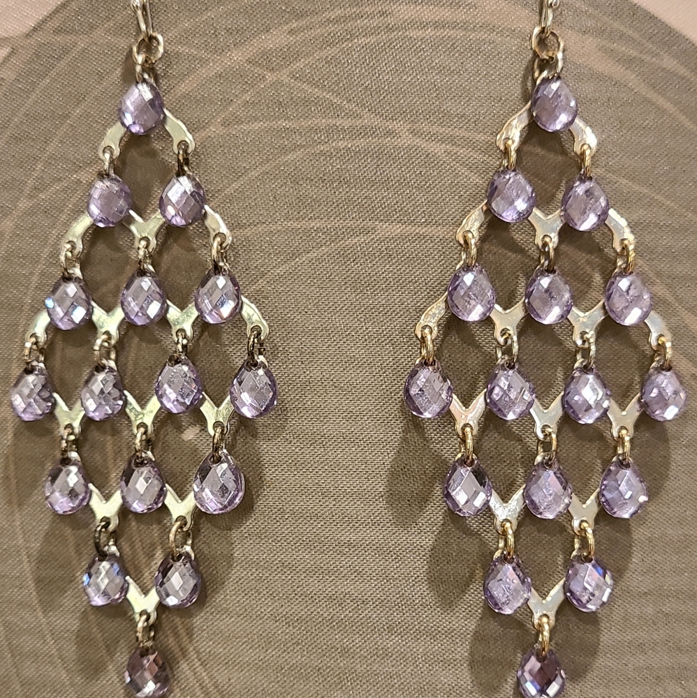 Dangling Earrings 💜